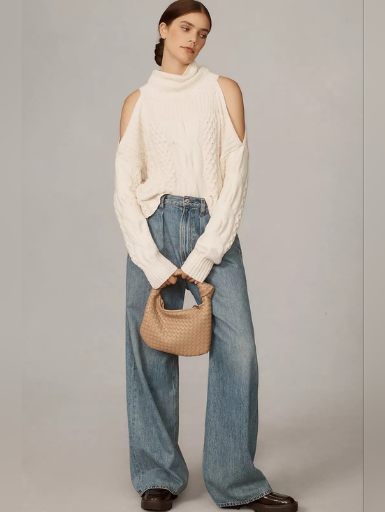 Anthropologie Sweaters - Anthropologie Cold Shoulder Cable Sweater Cream S
